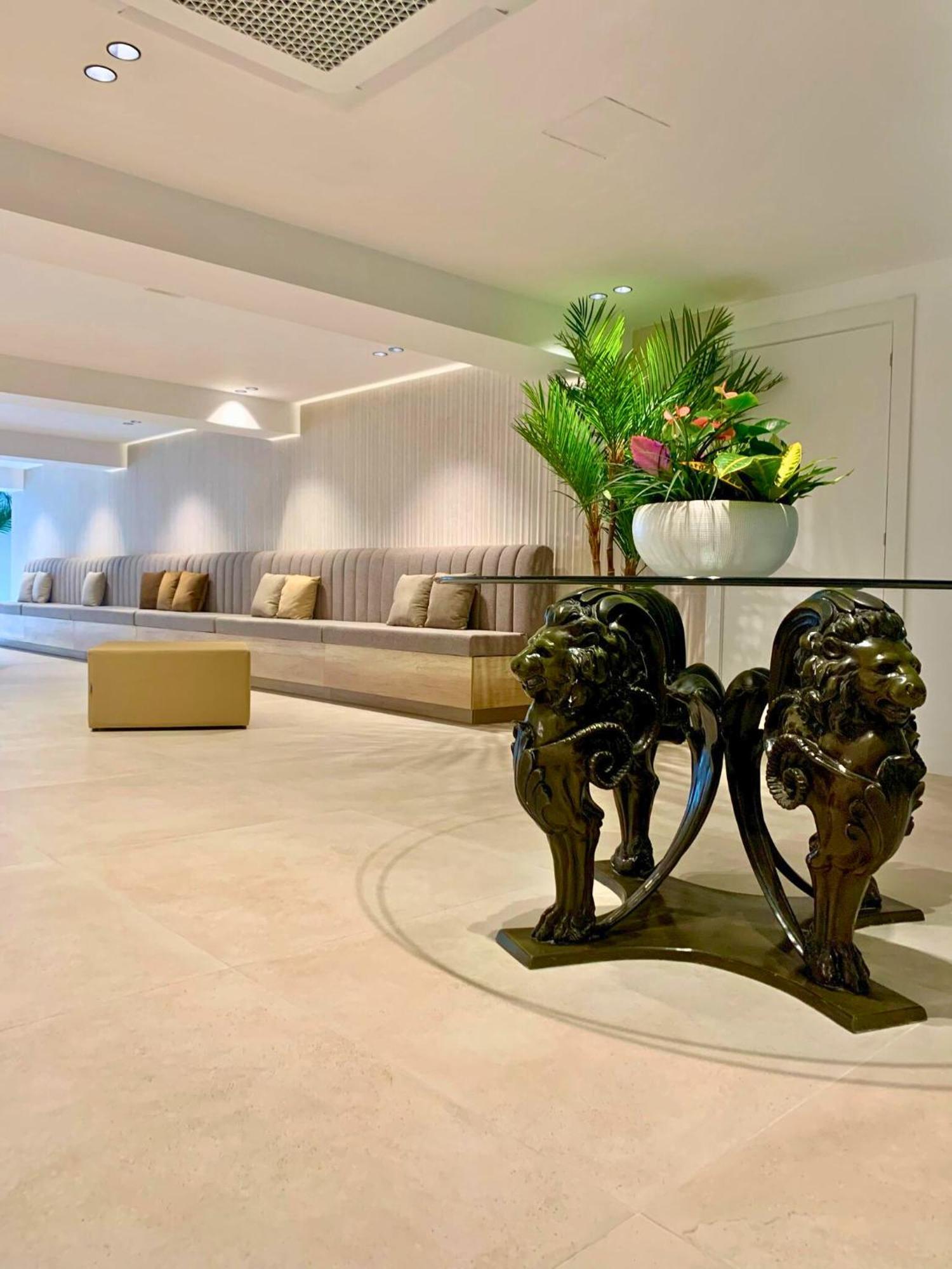 Ohtels Gran Hotel Almeria Exterior photo